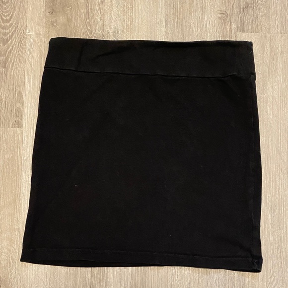 G:21 Dresses & Skirts - Elegant Black Pencil Skirt for Women